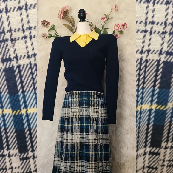 VINTAGE- 1970 Plaid Blue and Yellow School girl Outfit Dress - Picture 5 of 6